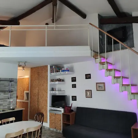 La Badia Del Cavaliere 1 Konukevi 3*