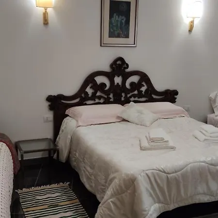 Casa de hóspedes La Badia Del Cavaliere 1 *